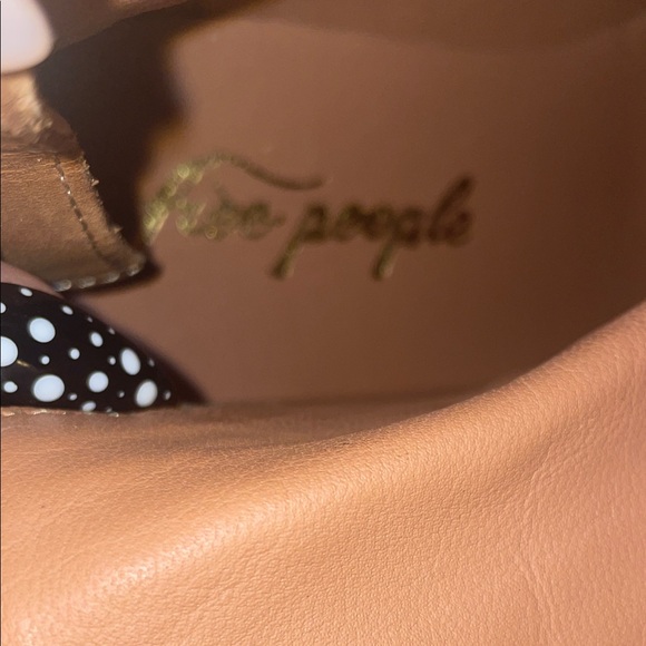 #62 Free People Over Knee Leather Boots sz 8 NWOT zipper &mini buckle in back . - Picture 3 of 8